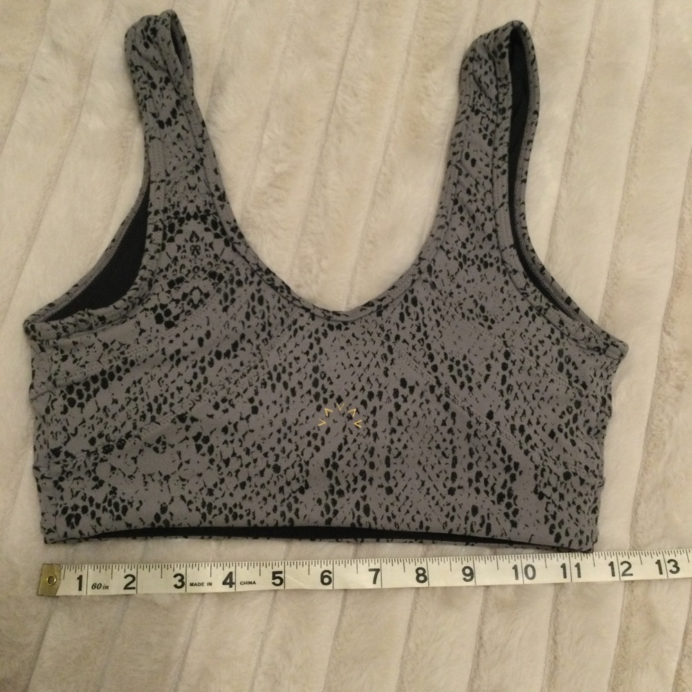 Varley sports bra Xs - Picture 5 of 6